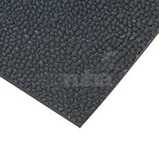 sm546 black