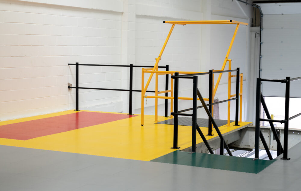 Mezzanine ecotile